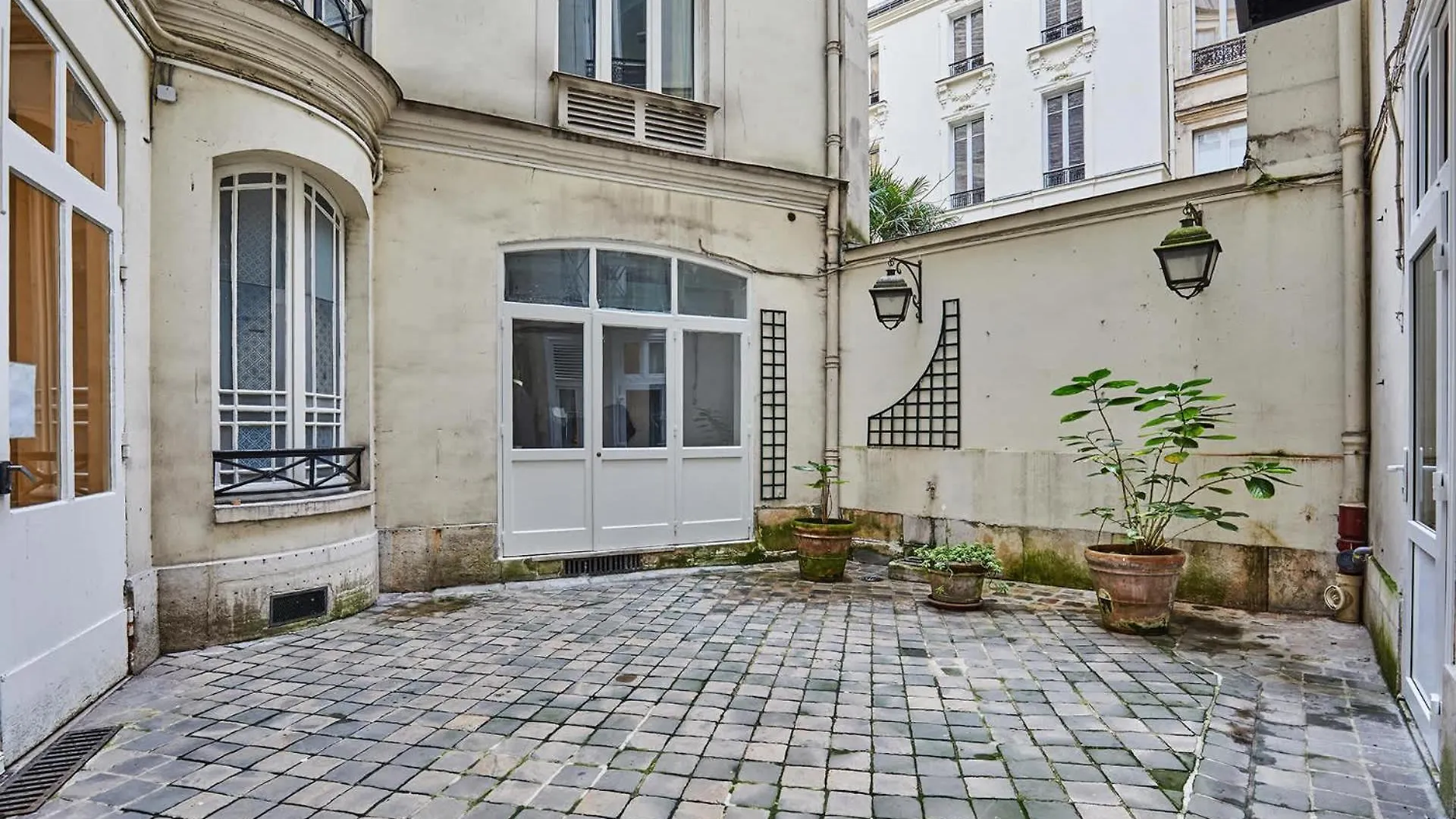 Sublim 1Bdr Ac Arc De Triomphe Champs Elysees By Studio Prestige Paris Apartment
